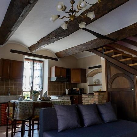 Aparthotel La Rocca Di Efisio à Costigliole d'Asti Extérieur photo