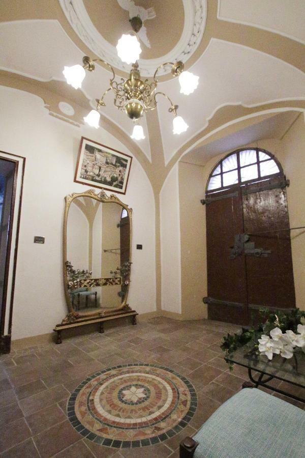 Aparthotel La Rocca Di Efisio à Costigliole d'Asti Extérieur photo